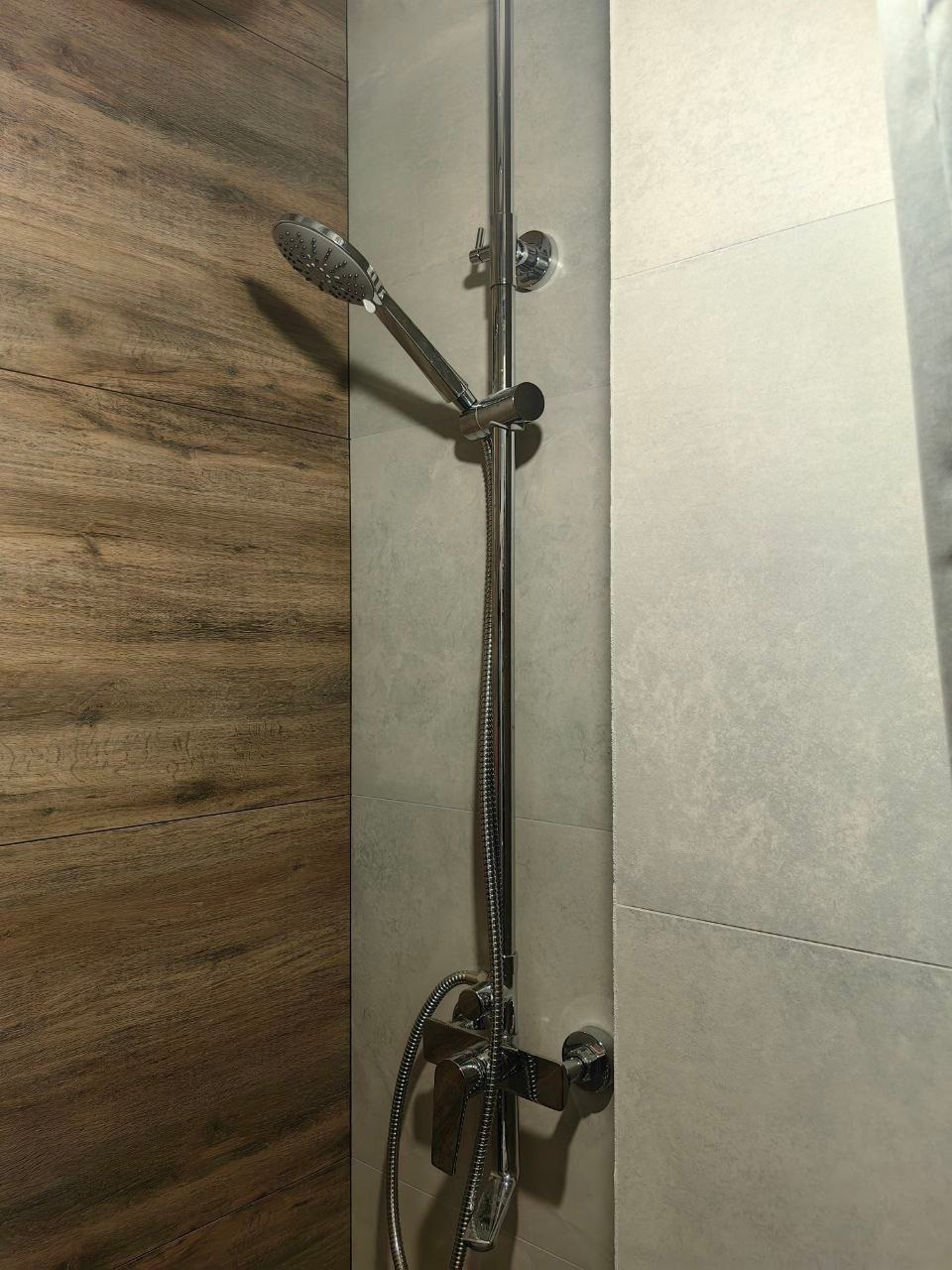 Ванная комната (ул. Голубятникова д. 30). Ремонт санузла, туалета, ванной под ключ в Казани. Укладка плитки