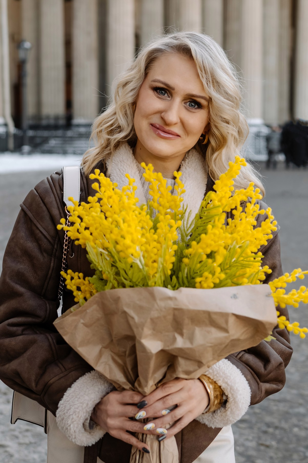 Весна. Прогулка с цветами. Свадебный и семейный фотограф в Санкт-Петербурге Елена Худякова