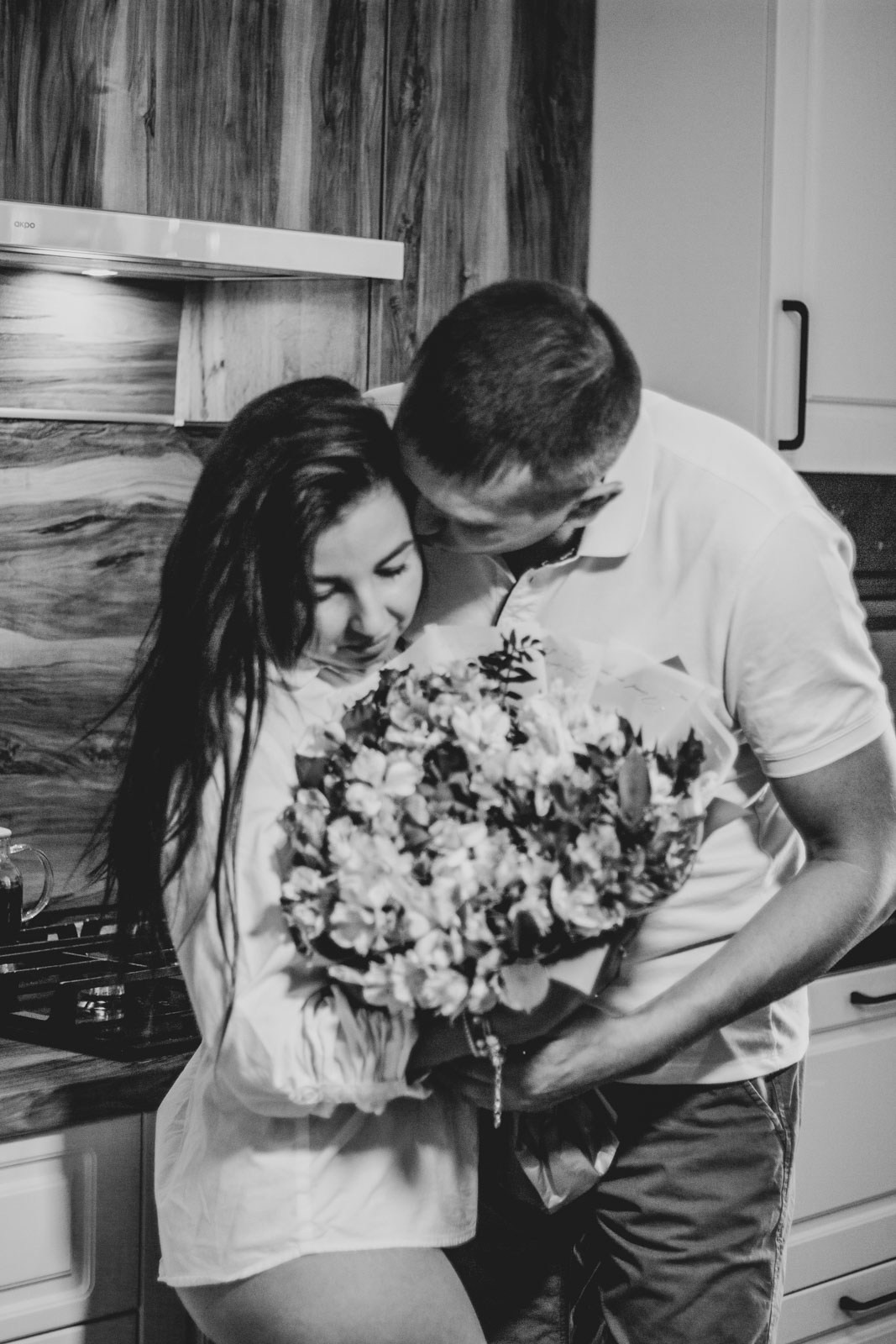 Дарья и Сергей (Фотосессия дома, фотосессия история любви, ловстори). Женский фотограф в Орске Новотроицке Динара Долганова