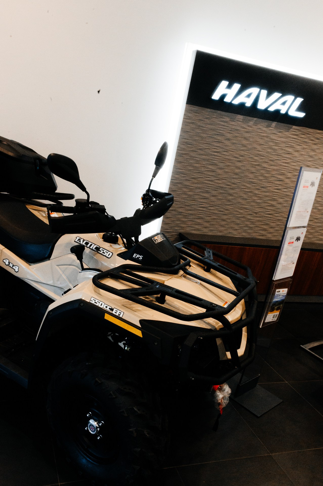 Автоцентр HAVAL. Коммерческий фотограф в Санкт-Петербурге Анна Кобзарь