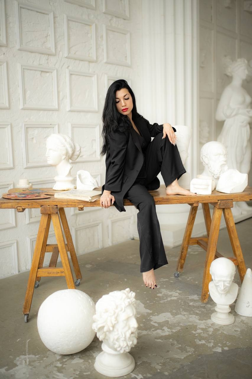 Женский портрет на циклораме и в студии. Фотограф Москва