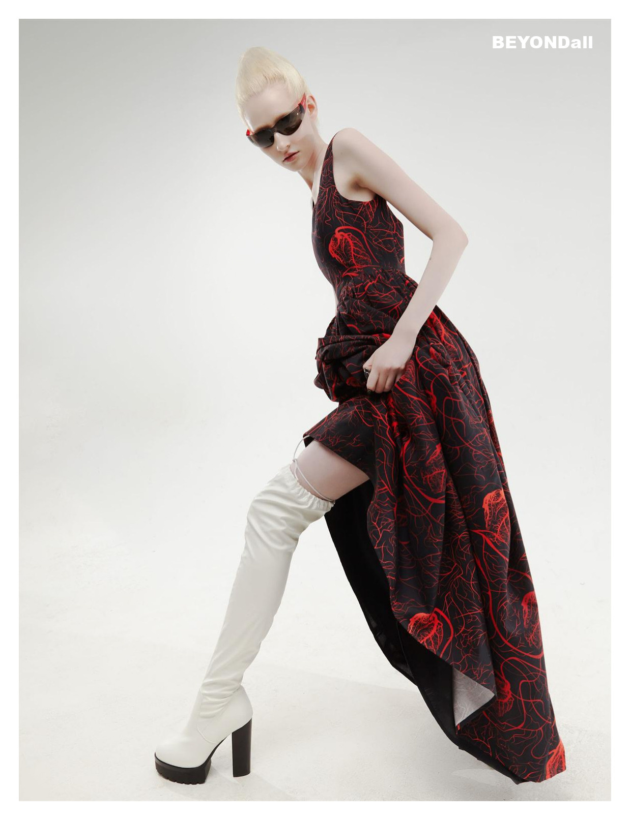 BEYONDall SVARKA. Рома Гелик фотограф из г. Москва