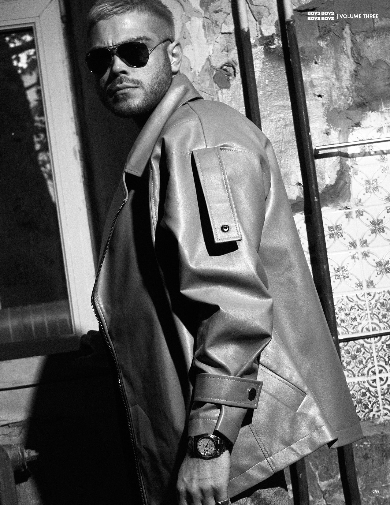 MOB Intelligencia. Рома Гелик фотограф из г. Москва