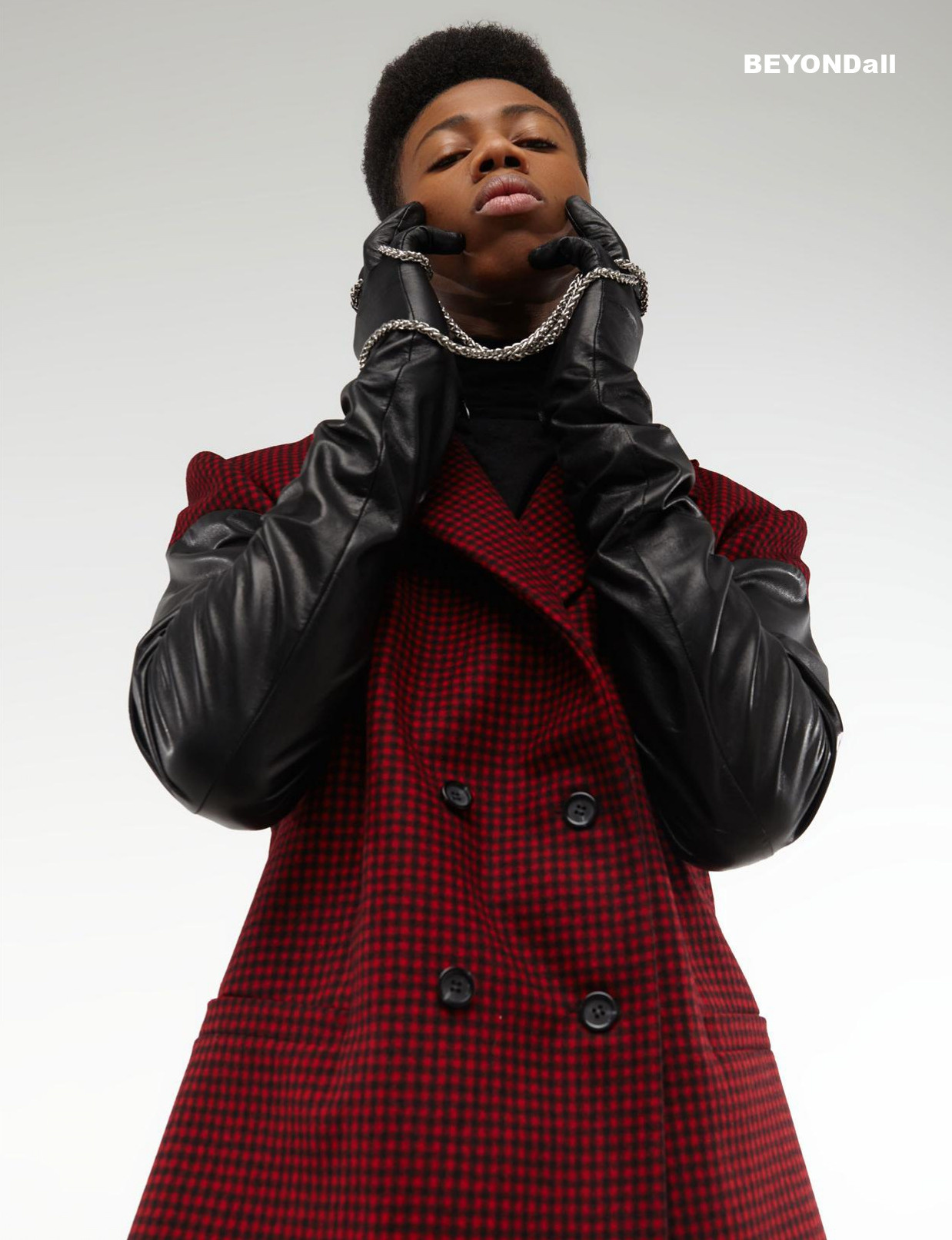 BEYONDall SVARKA. Рома Гелик фотограф из г. Москва