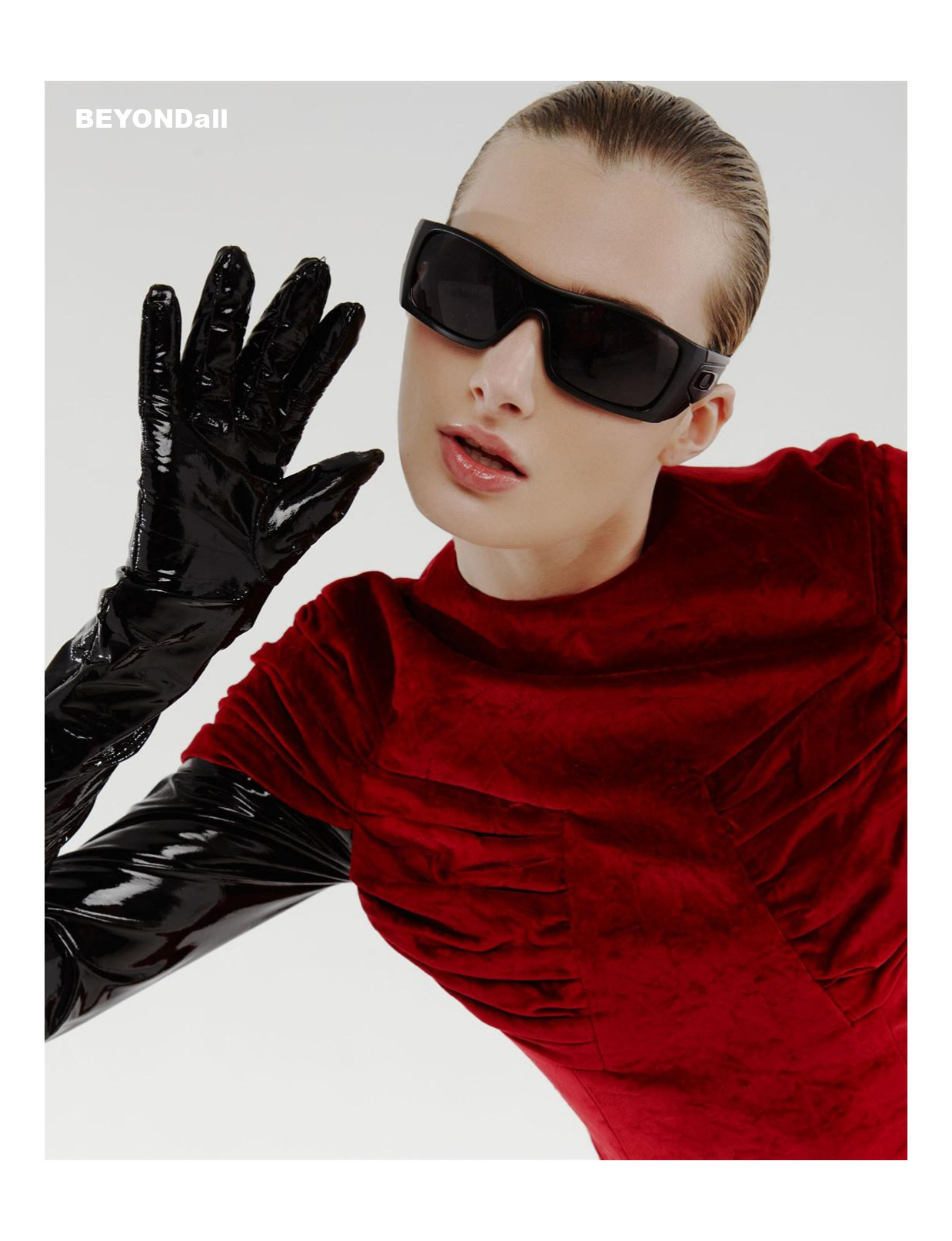 BEYONDall SVARKA. Рома Гелик фотограф из г. Москва