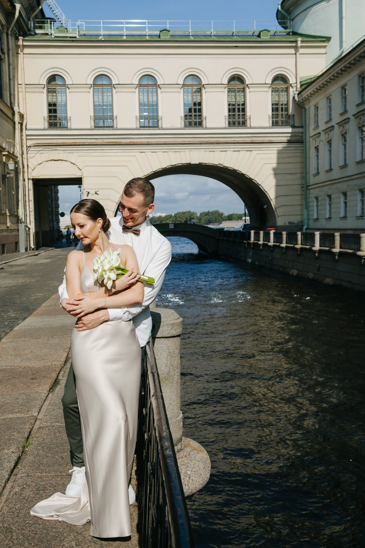 свадебная церемония, свадебный день, свадебное платье, свадебный банкет, свадебный фотограф, свадебная флористика, свадебный торт, свадебные традиции, свадебный декор, свадебная музыка, свадьба в стиле, свадебный салон, свадебные аксессуары, свадебный тост, свадебный ритуал, свадебные украшения, свадебный персонал.