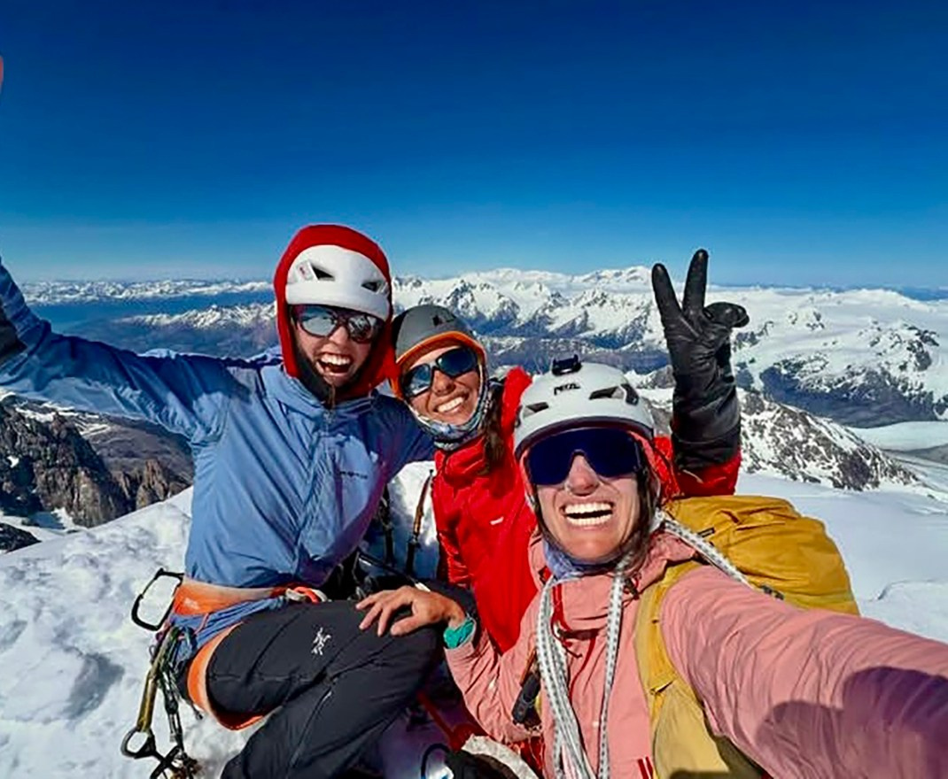 Женский альпинизм в мире. Премия Стальной Ангел