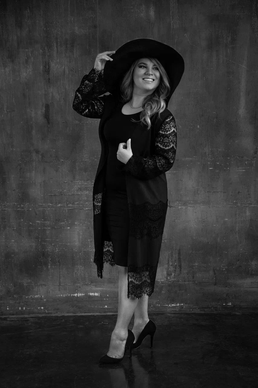 Фотодни «В ЧЁРНОМ» в рамках проекта «В ГЛЯНЕЦ!». Портретный фотограф в Москве Артем Венглинский