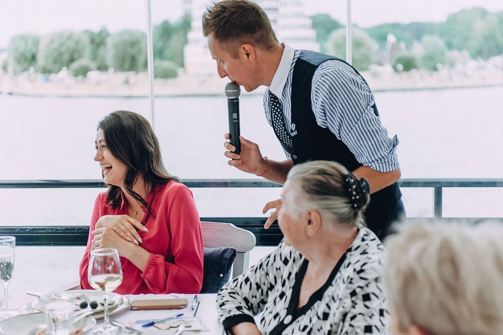 Ксюша+Дима. Ведущий на свадьбу в Москве Зубков Алексей