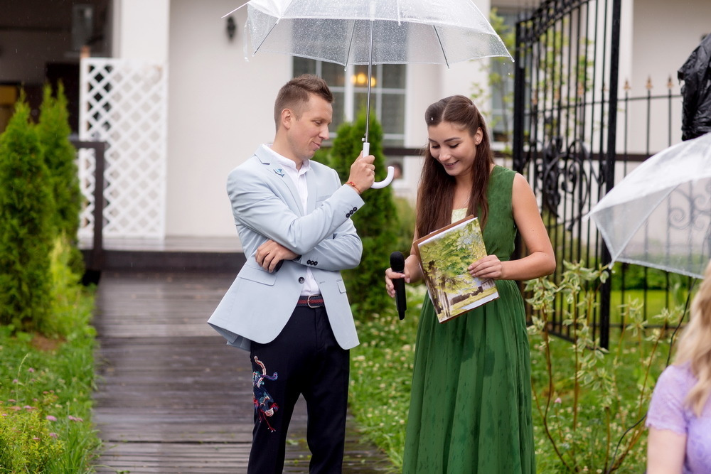 Вика+Леша. Ведущий на свадьбу в Москве Зубков Алексей