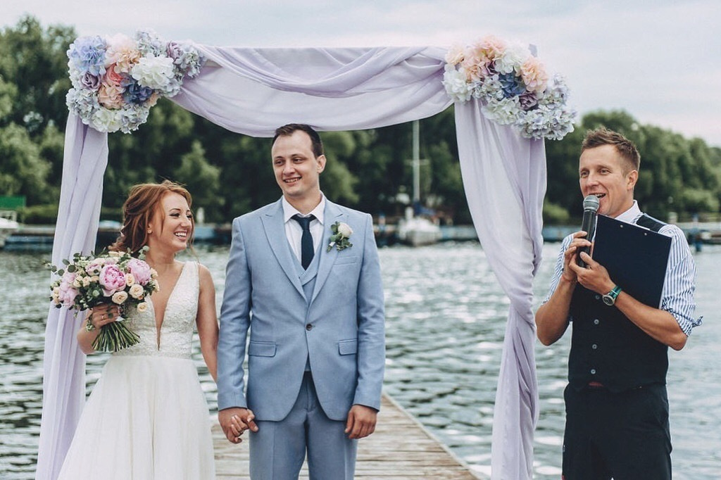 Ксюша+Дима. Ведущий на свадьбу в Москве Зубков Алексей