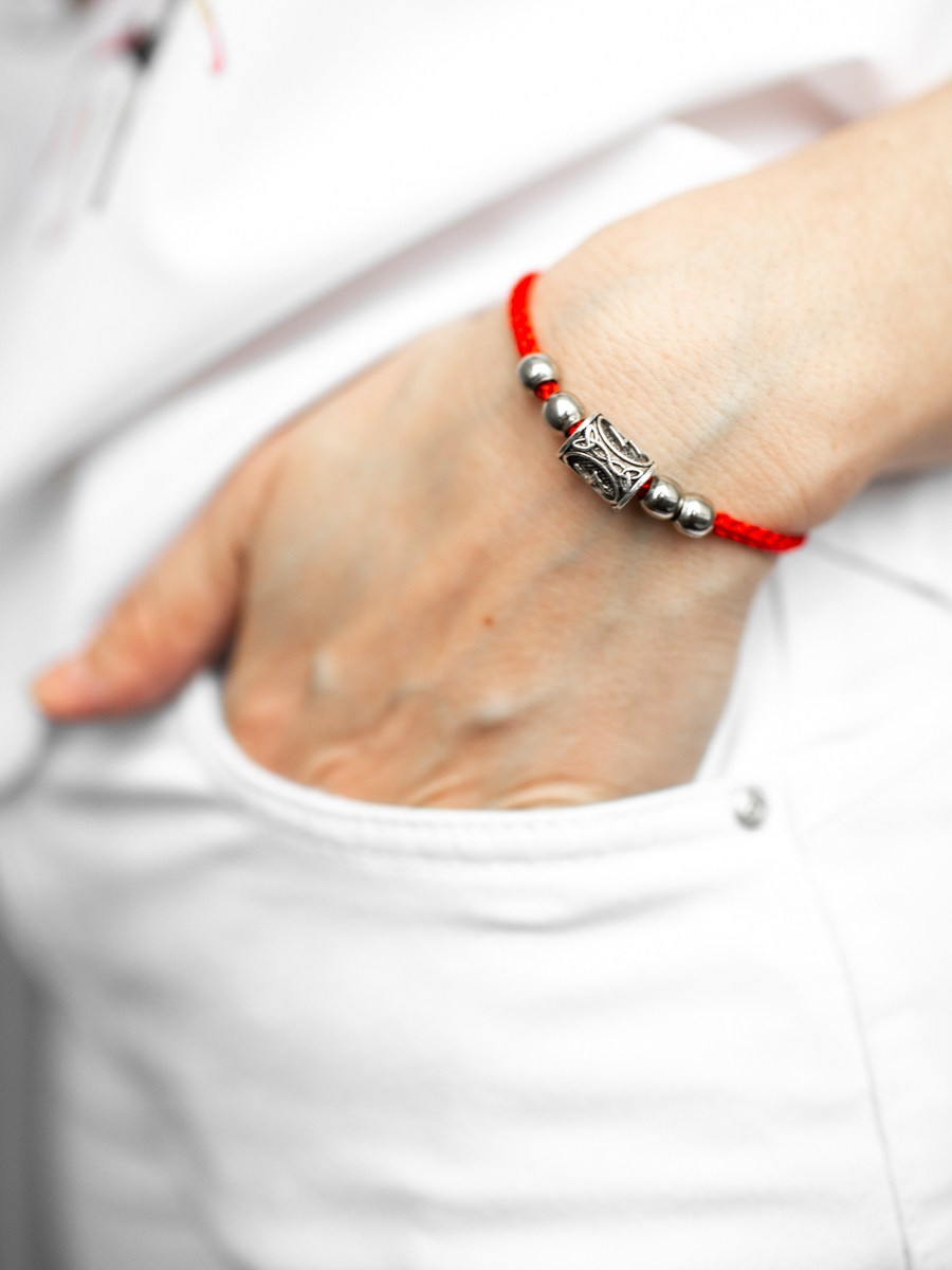 Браслеты / Съемка для маркет-плейсов. Семейный и портретный фотограф в Санкт-Петербурге Андрей Воробьев