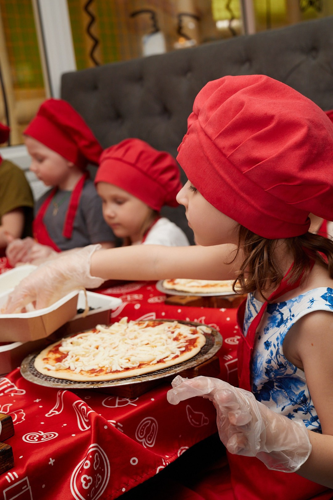День Рождение Софии в «Пицца Фабрика». Фотограф Никонова Софья