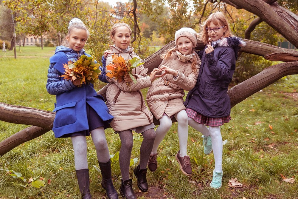 В школе. Выпускные альбомы СПБ. Фотограф в Садик и Школу