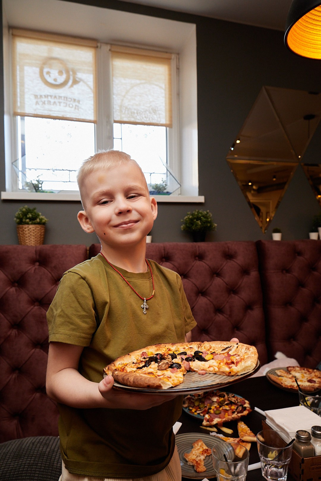 День Рождение Софии в «Пицца Фабрика». Фотограф Никонова Софья