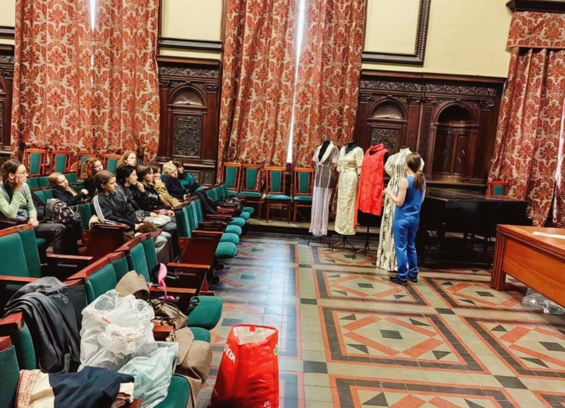 Lamanova presentation. Костюмер, художник кино и телевидения в спб