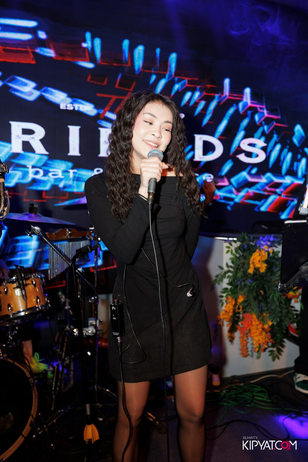 FRIENDS BAR & TERRACE. КИПЯТКОМ АЛМАТЫ! Фотосъемка мероприятий в Алматы