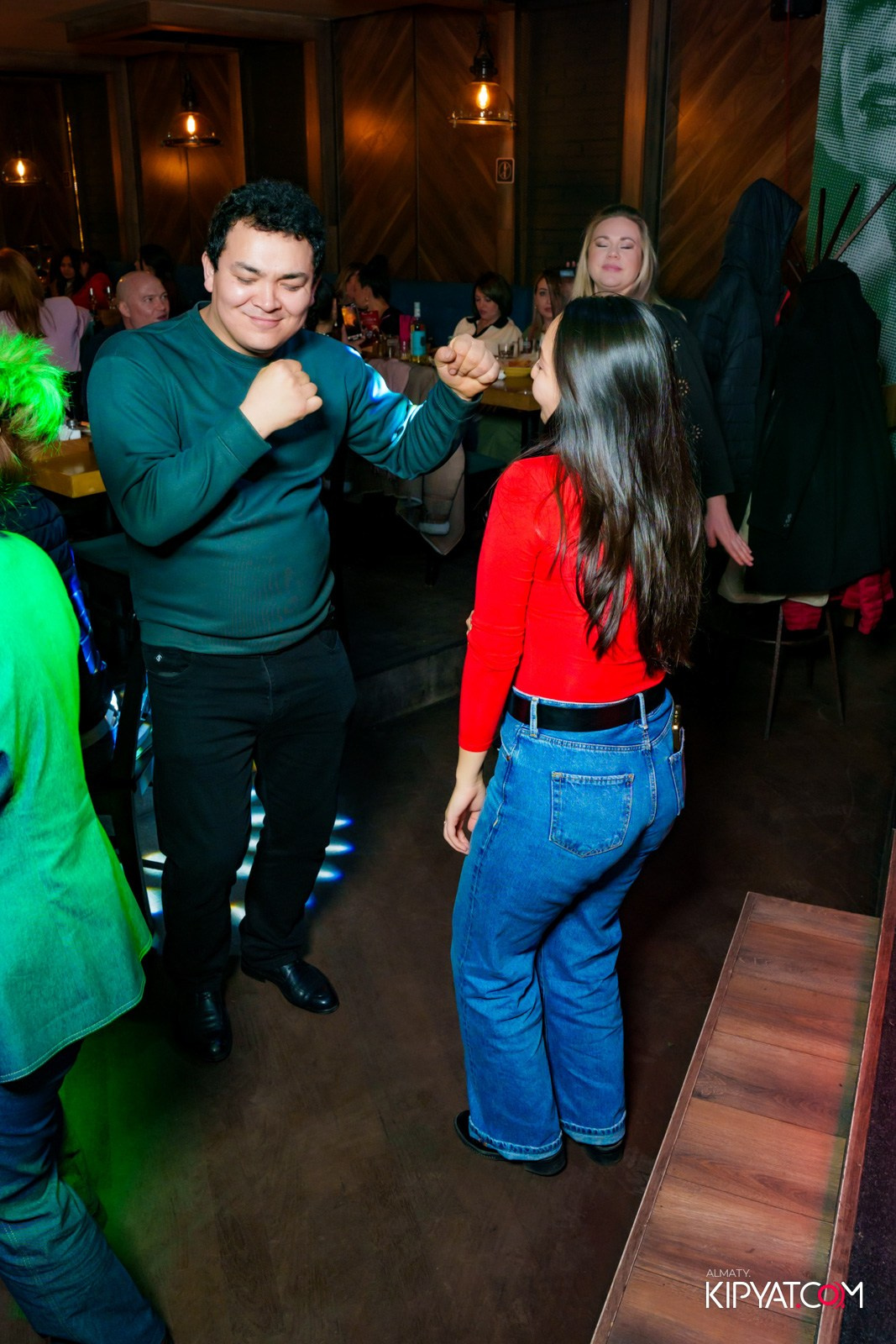 ПИНТА НА ДОСТЫК. КИПЯТКОМ АЛМАТЫ!