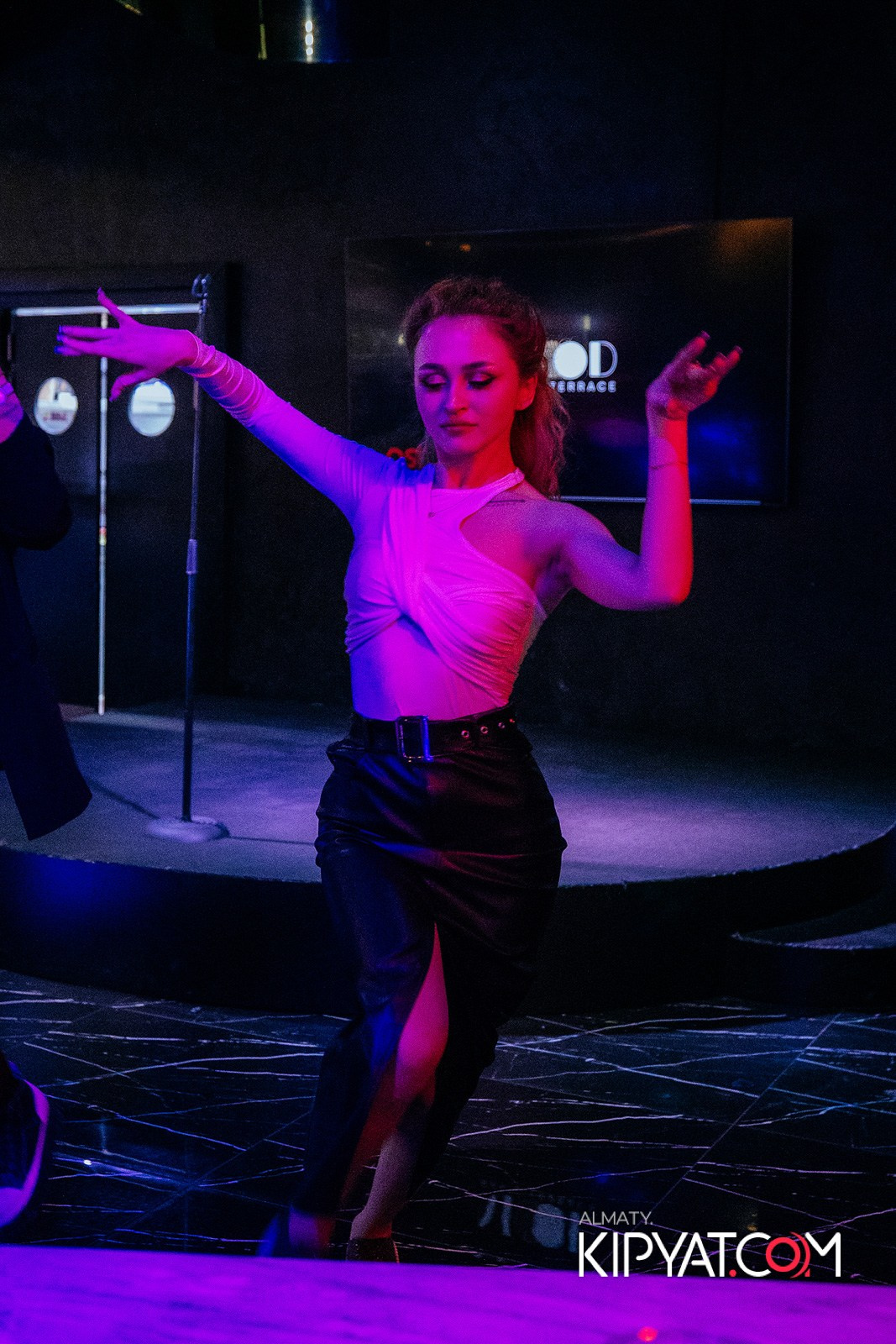 MOOD KARAOKE &TERRACE. КИПЯТКОМ АЛМАТЫ!