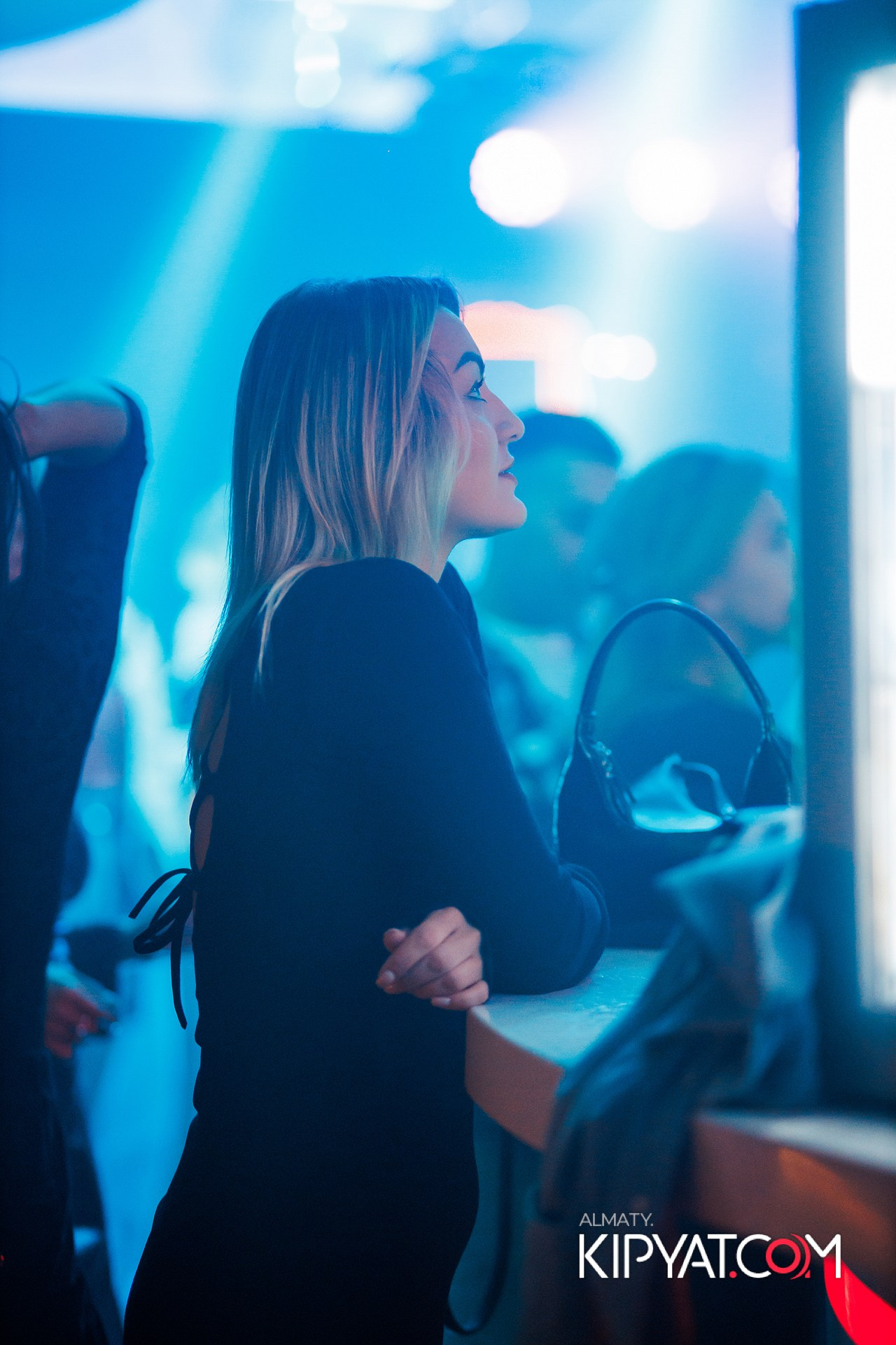 КОНЦЕРТ ГРУППЫ HIFI SANTA BARBARA. КИПЯТКОМ АЛМАТЫ!