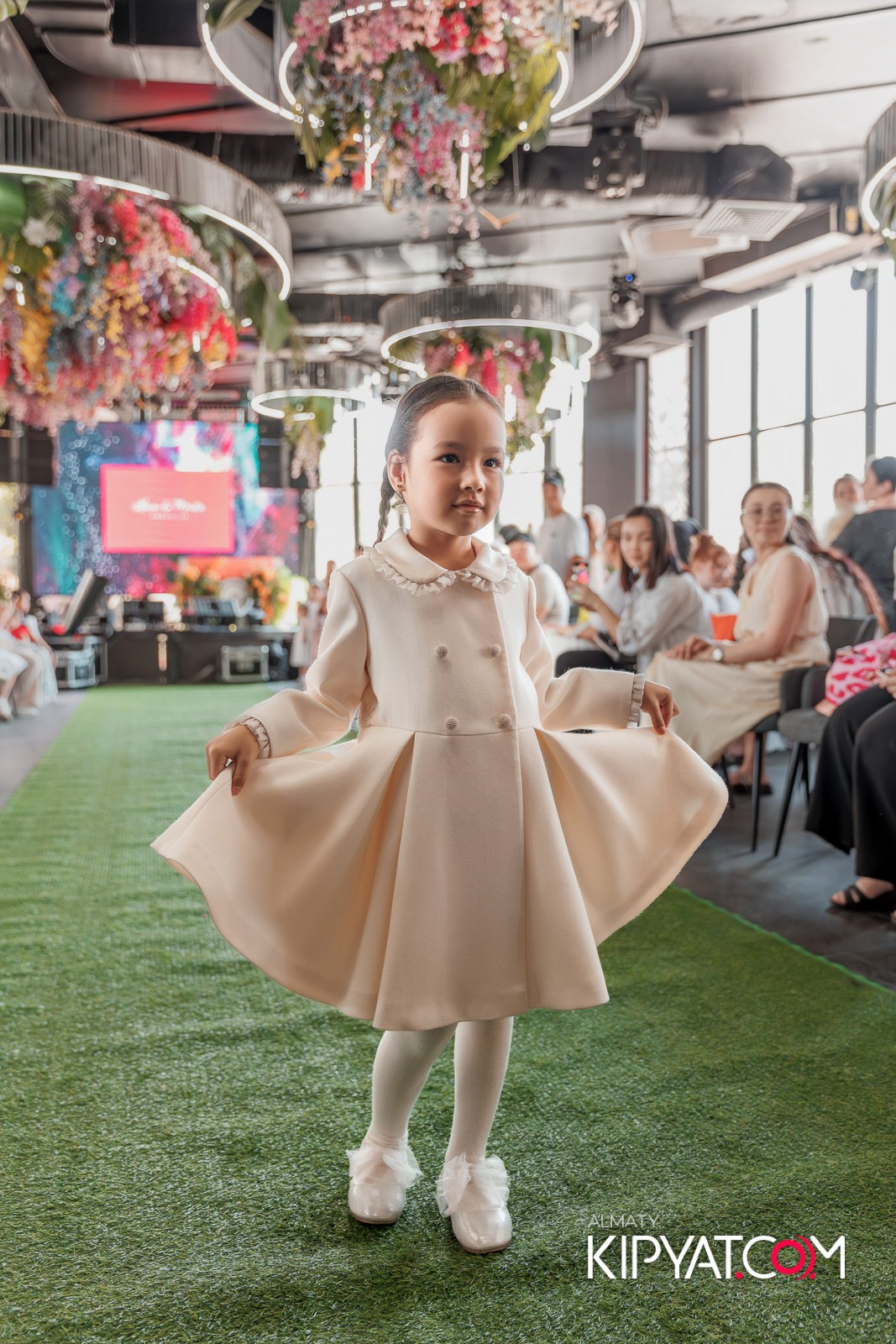 PROM KIDS FASHION SHOW. КИПЯТКОМ АЛМАТЫ!