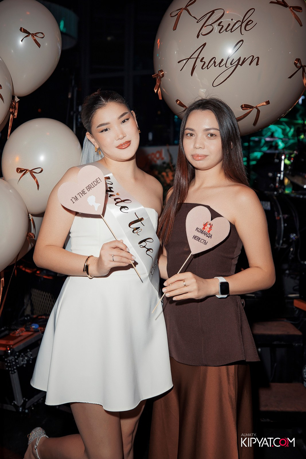 FRIENDS BAR & TERRACE. КИПЯТКОМ АЛМАТЫ!