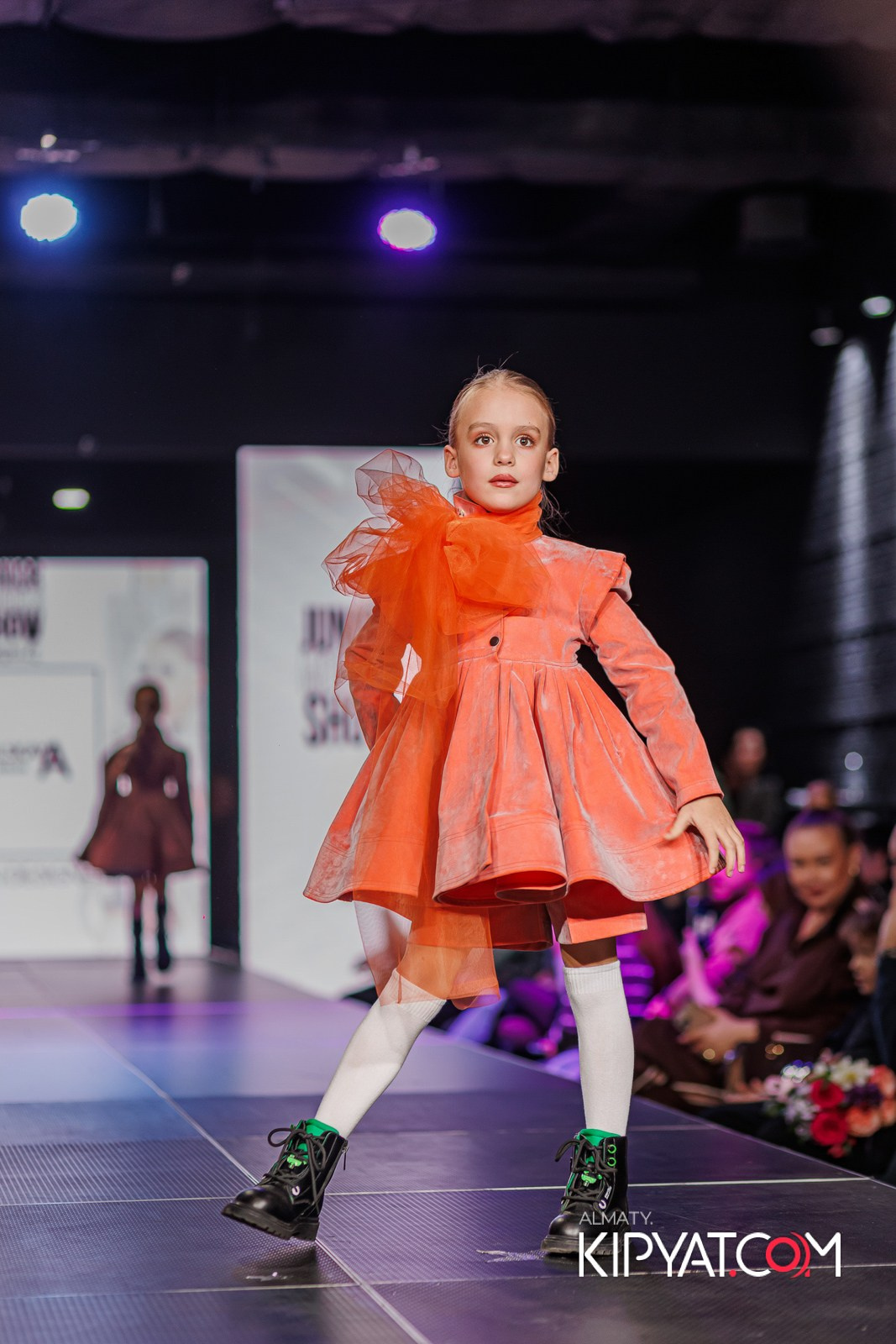 JUNIOR MODELS SHOW В РАМКАХ БЛАГОТВОРИТЕЛЬНОГО ПРОЕКТА МОДА ЗА СЧАСТЬЕ ДЕТЕЙ. КИПЯТКОМ АЛМАТЫ!