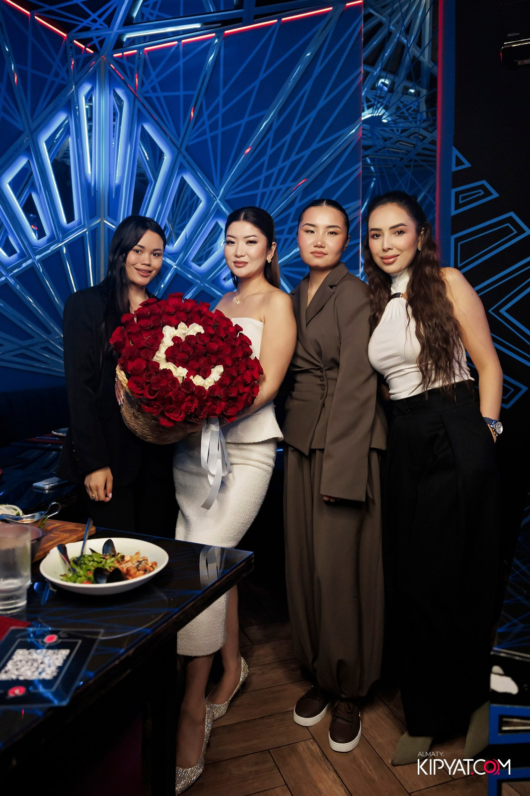 ЗАЯ, НА БИС. КИПЯТКОМ АЛМАТЫ! Фотосъемка мероприятий в Алматы