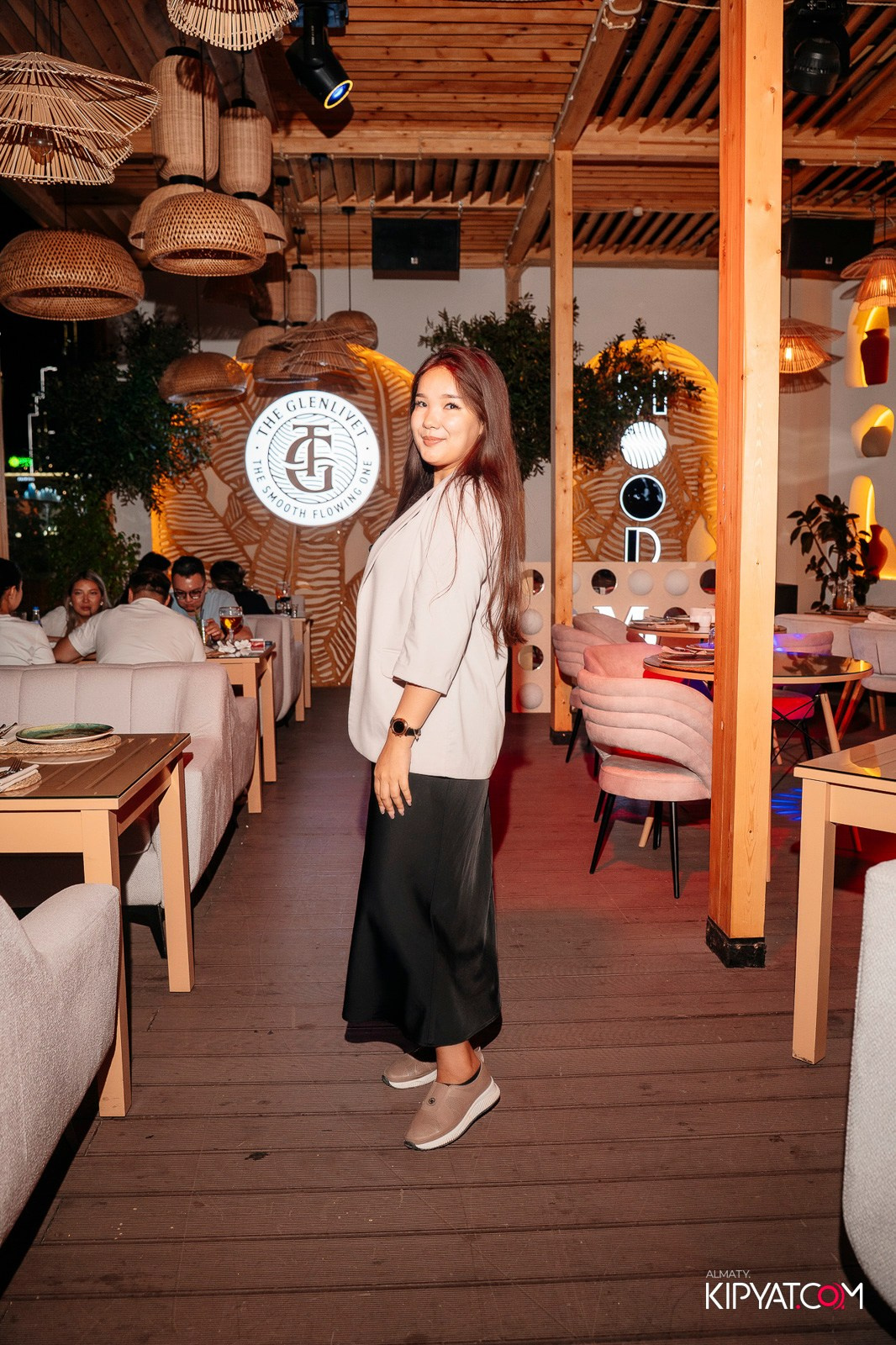 MOOD KARAOKE & TERRACE. КИПЯТКОМ АЛМАТЫ! Фотосъемка мероприятий в Алматы