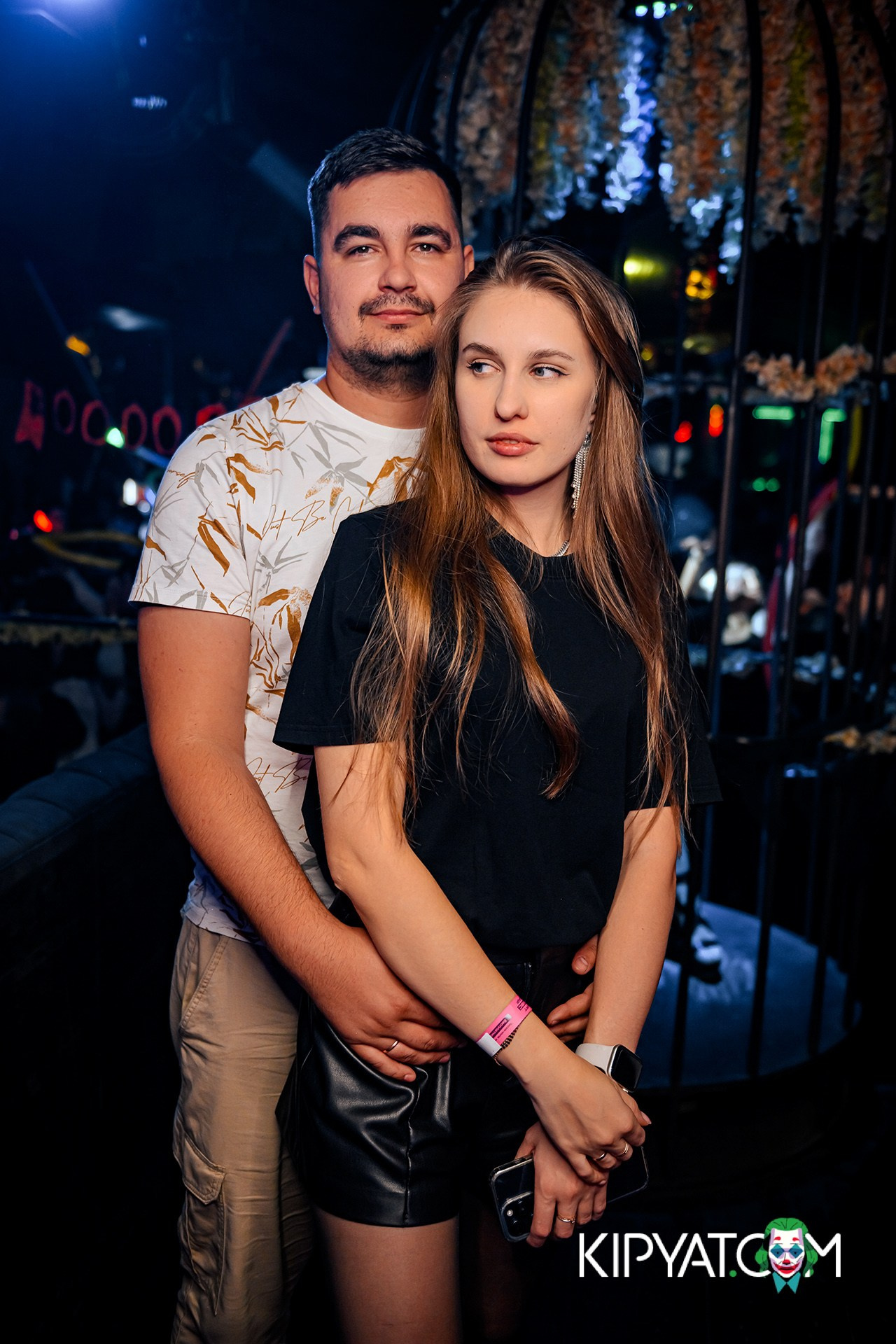 UYAT EMES BAR. КИПЯТКОМ АЛМАТЫ!