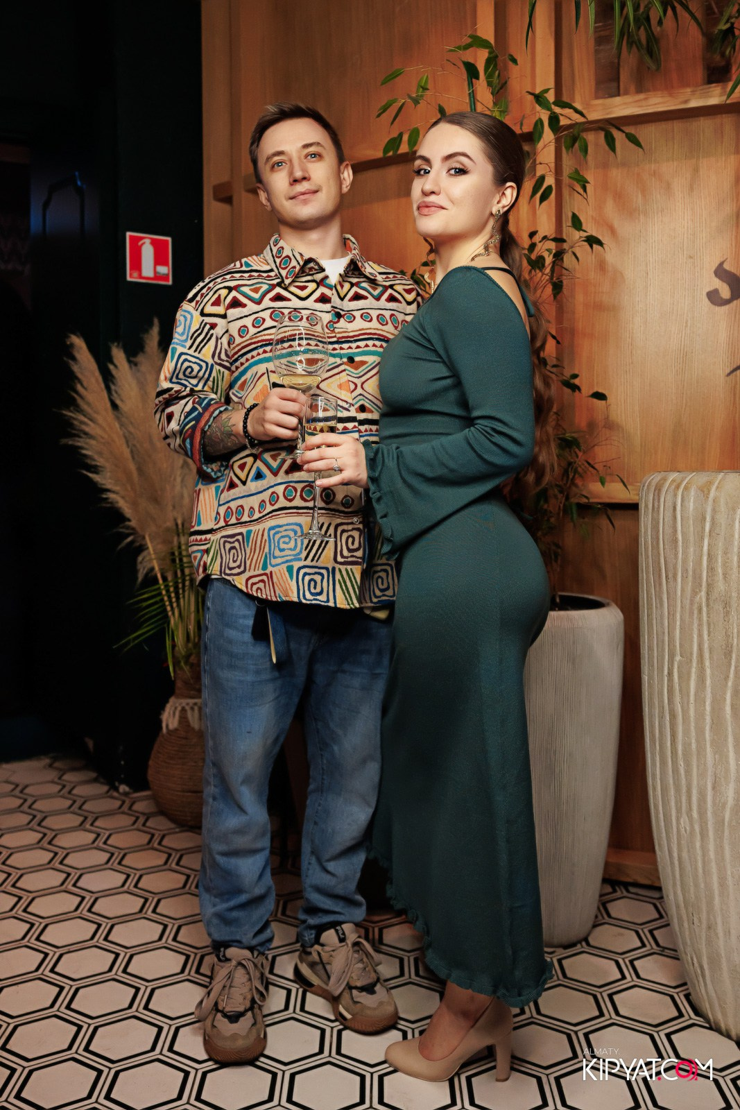 РЕСТОРАН MANANA. КИПЯТКОМ АЛМАТЫ!