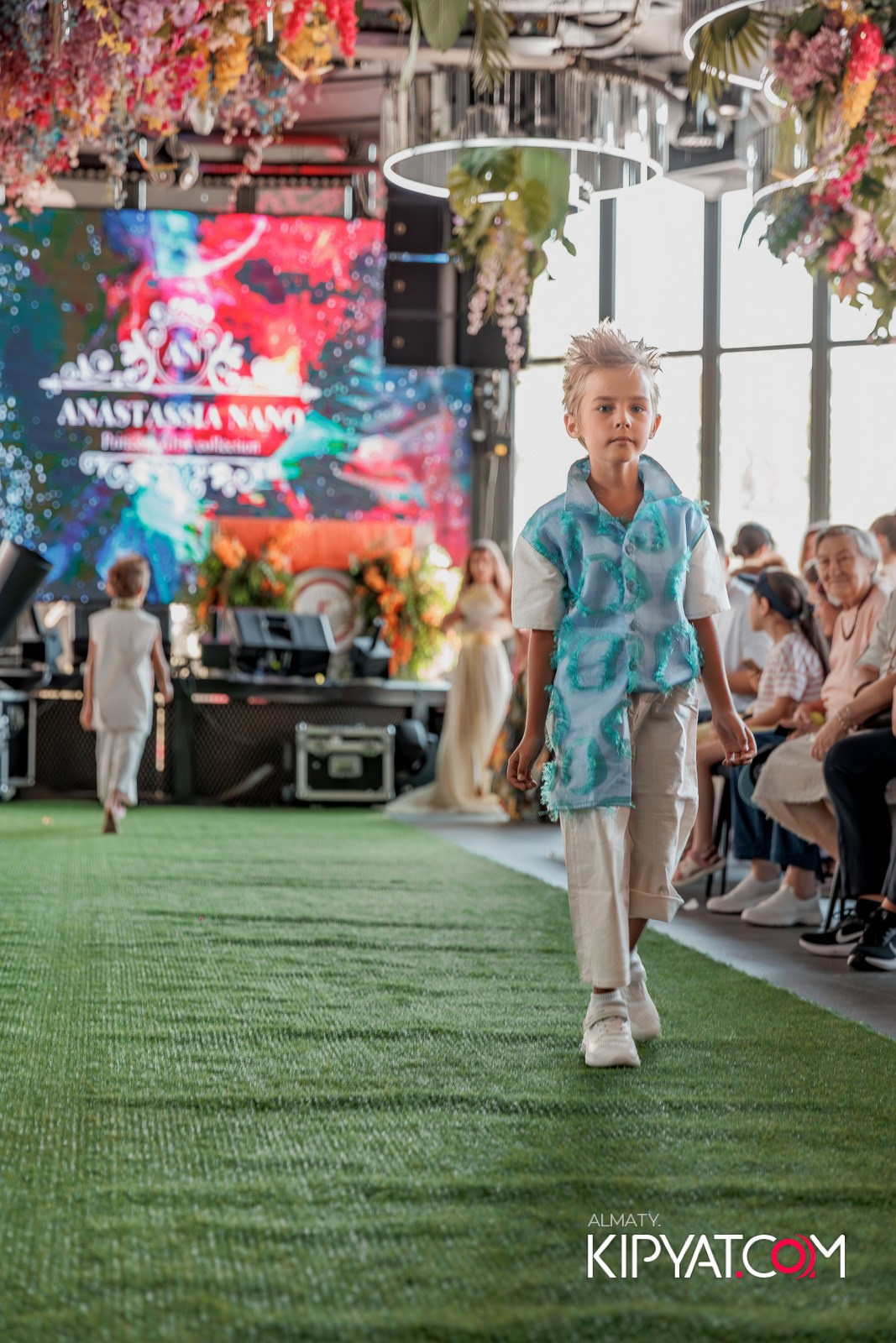 PROM KIDS FASHION SHOW. КИПЯТКОМ АЛМАТЫ!