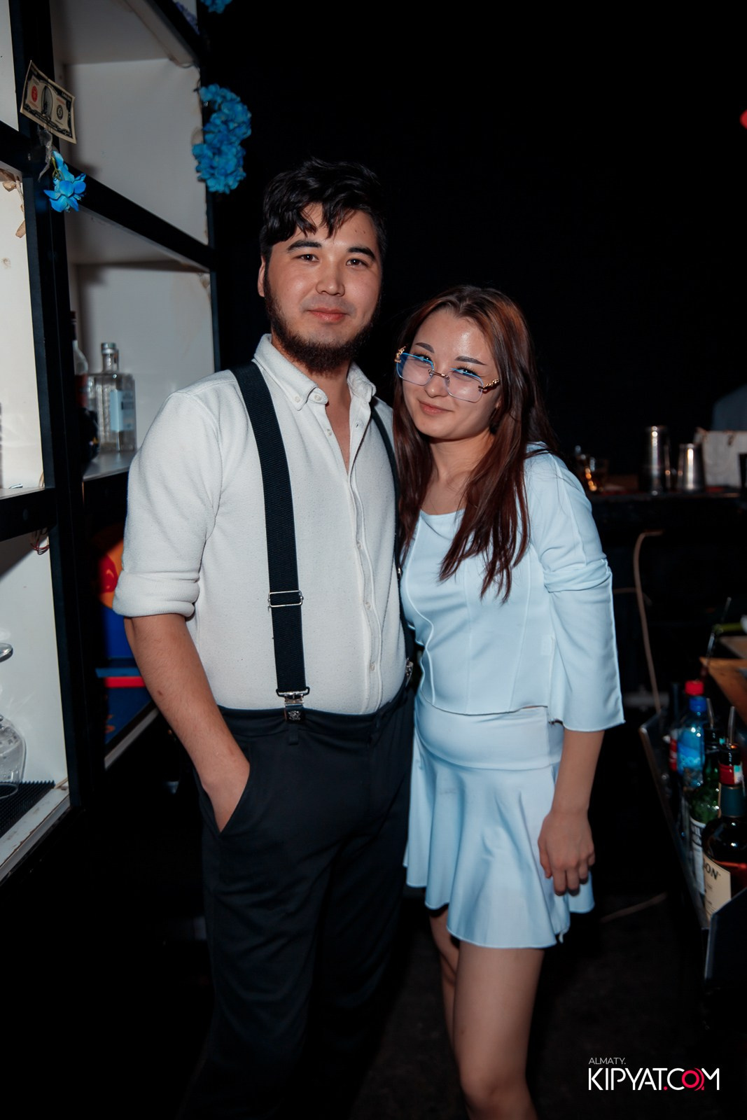 UYAT EMES BAR. КИПЯТКОМ АЛМАТЫ!