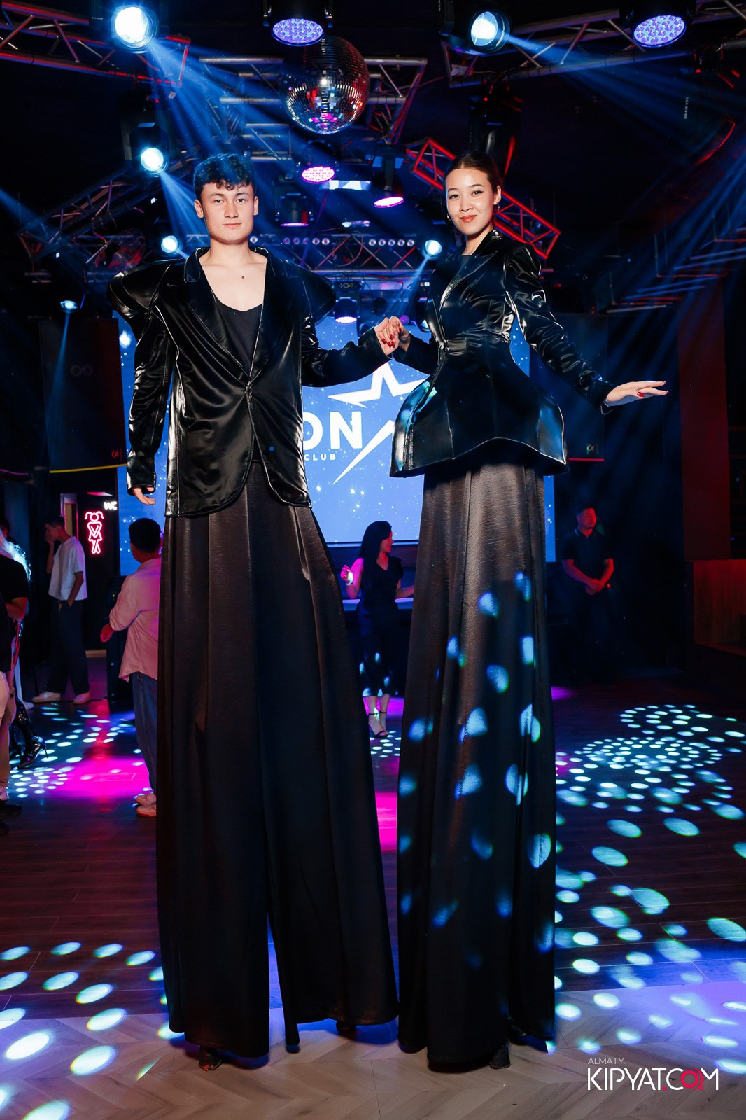 НОЧНОЙ КЛУБ ICON. КИПЯТКОМ АЛМАТЫ!