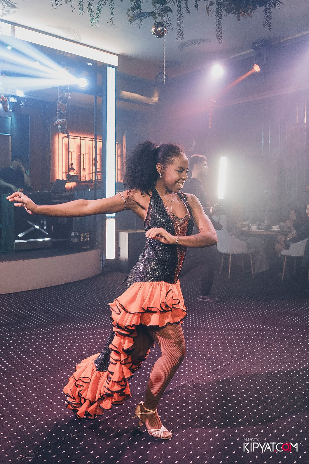 TUN LONGE BAR. КИПЯТКОМ АЛМАТЫ! Фотосъемка мероприятий в Алматы