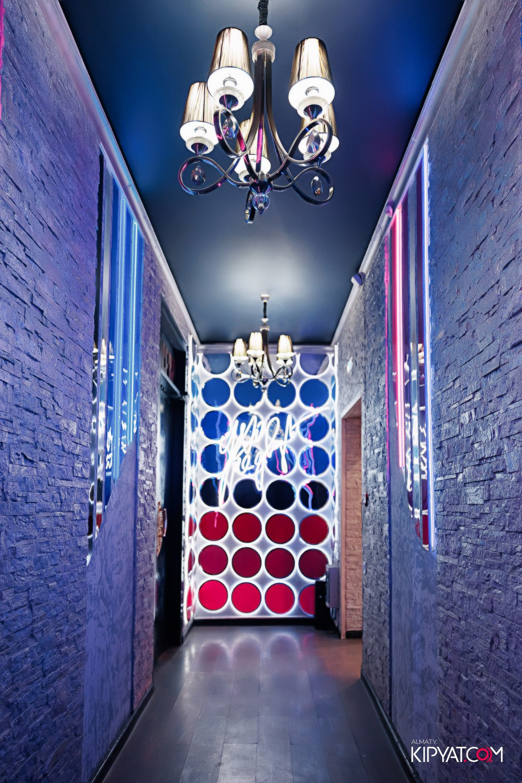 УХО И МЕДВЕДЬ НА ГАГАРИНА. КИПЯТКОМ АЛМАТЫ!