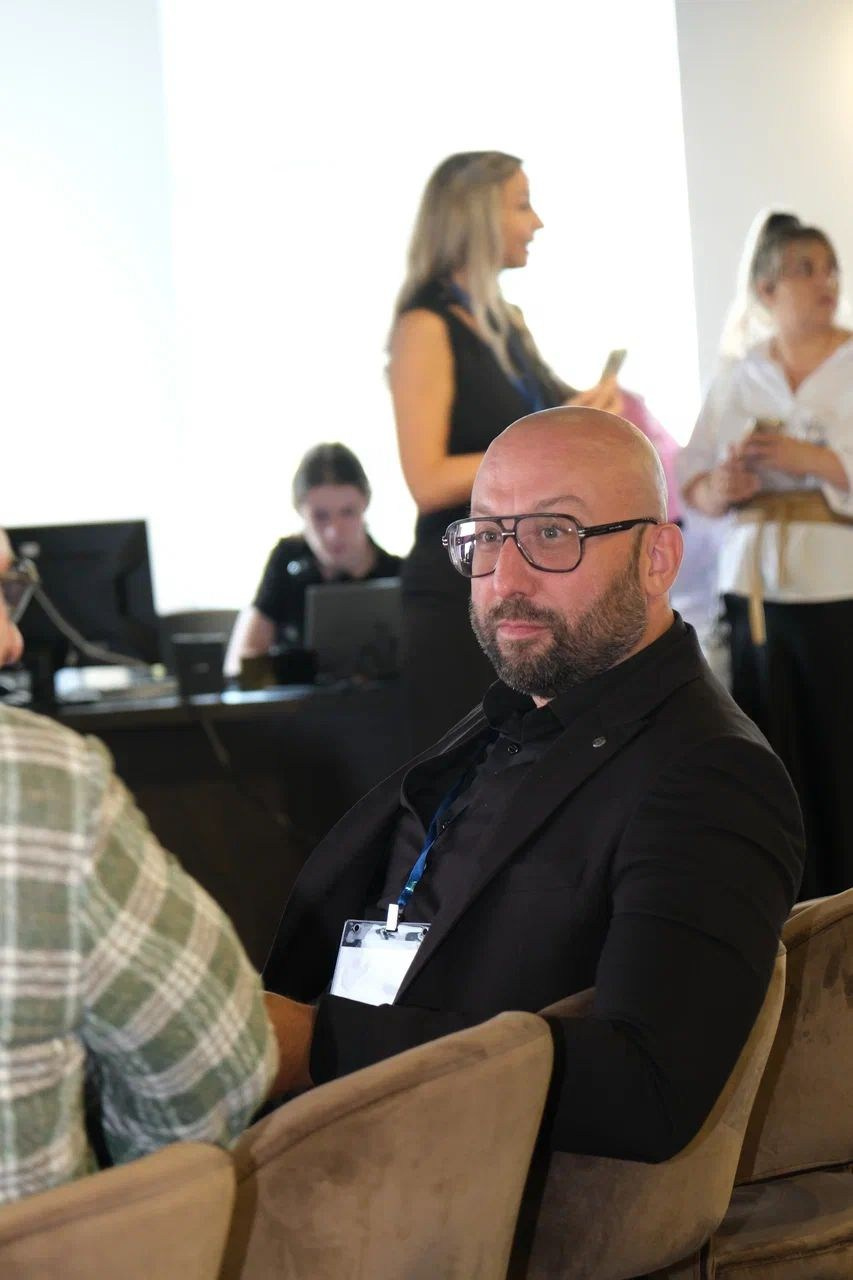 АКСЕЛЕРАТОР ИНФОБИЗНЕСА |. Индивидуальная фотосъёмка в Москве. Фотограф Василиса Тарасова