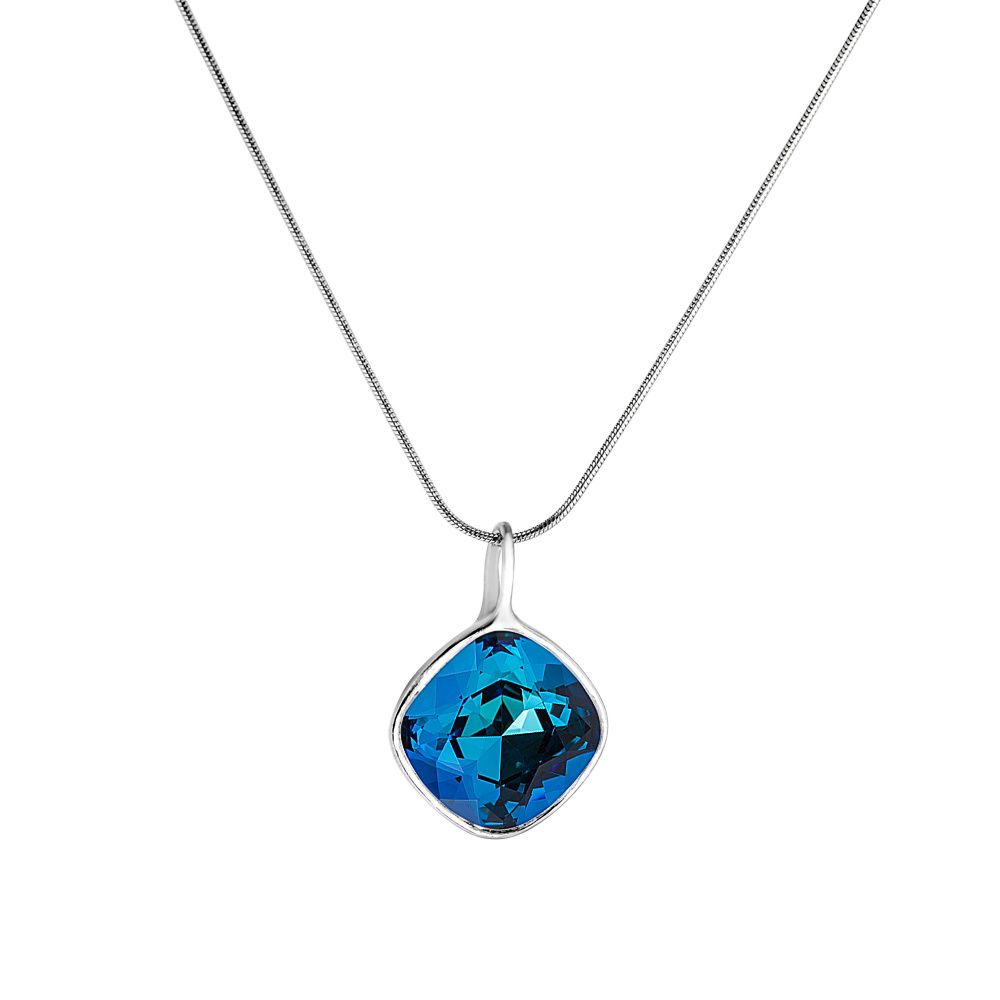 Фотограф ювелирных изделий и бижутерии. Предметный и фуд фотограф Санкт-Петербурга Сергей