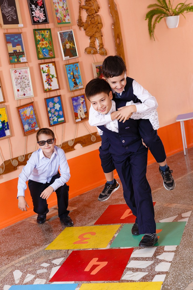 1 и 4 классы. Выпускные альбомы Красноярск