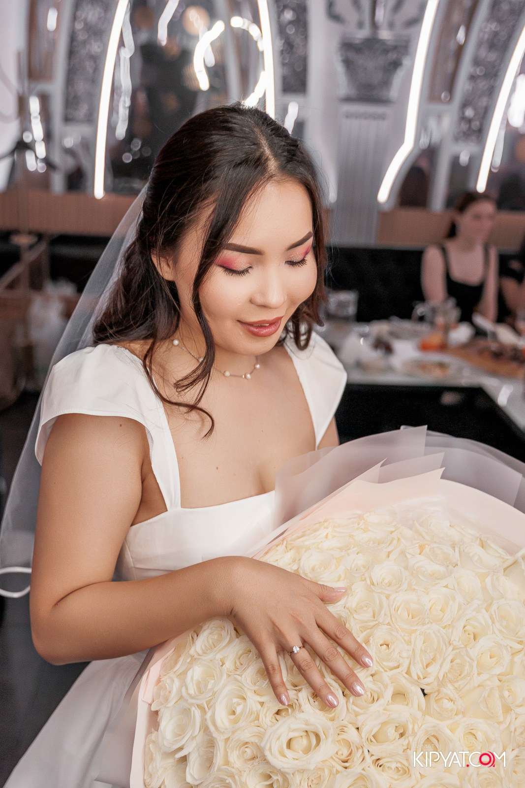 MOOD KARAOKE & TERRACE. КИПЯТКОМ АЛМАТЫ!