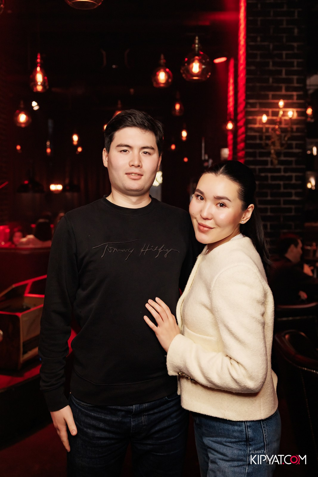 TANGIERS LOUNGE НА САТПАЕВА. КИПЯТКОМ АЛМАТЫ!