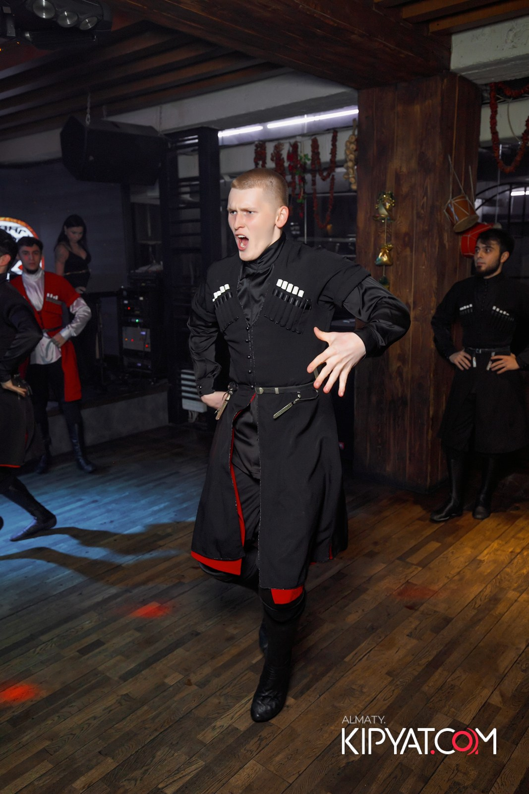 ВАХТАНГУРИ. КИПЯТКОМ АЛМАТЫ!