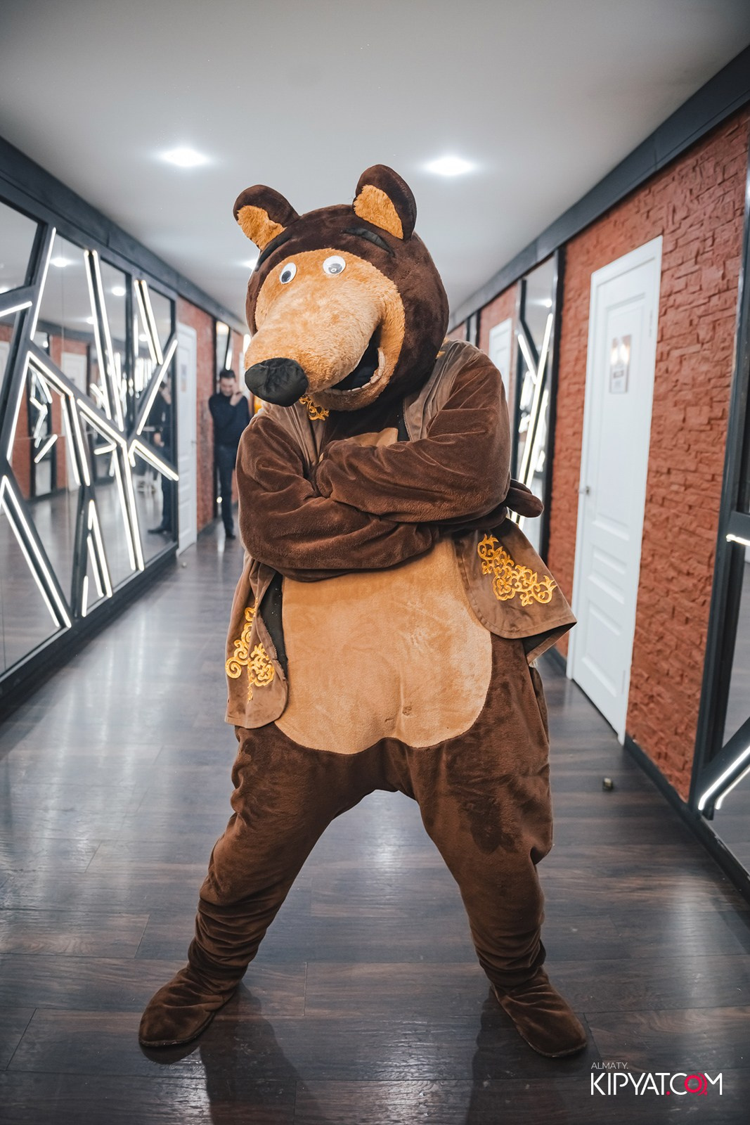 УХО И МЕДВЕДЬ НА САИНА. КИПЯТКОМ АЛМАТЫ!