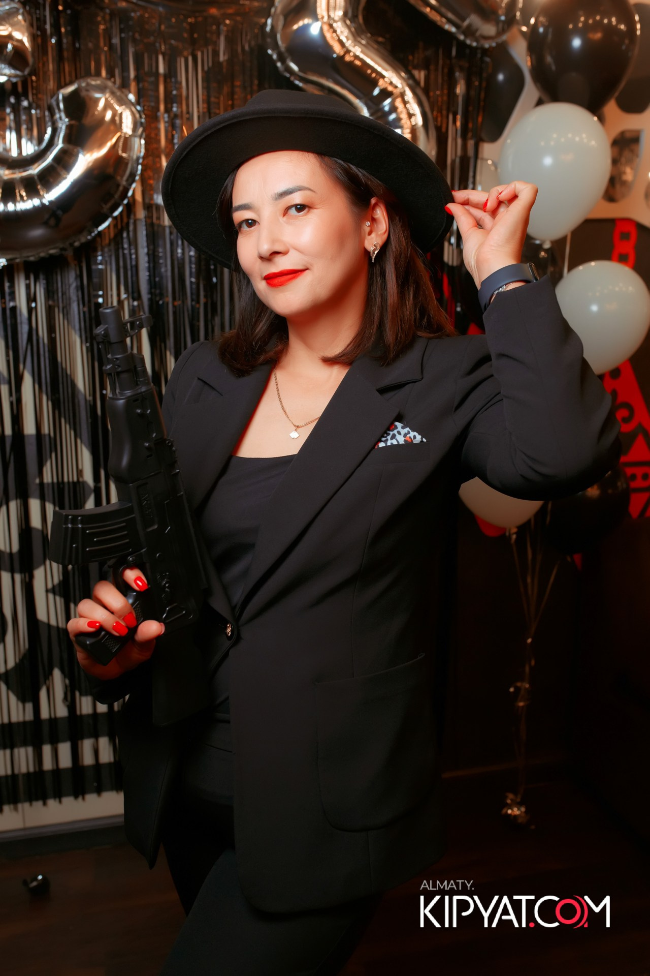 Ухо и Медведь на Саина. КИПЯТКОМ АЛМАТЫ!