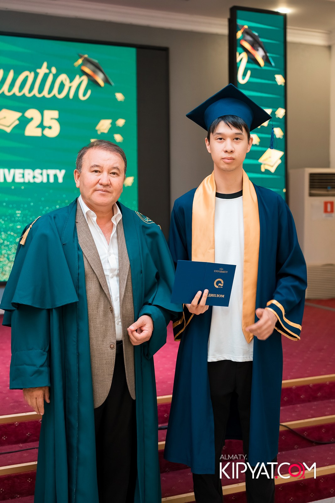 GRADUATION 2025 Q UNIVERSITY. КИПЯТКОМ АЛМАТЫ!