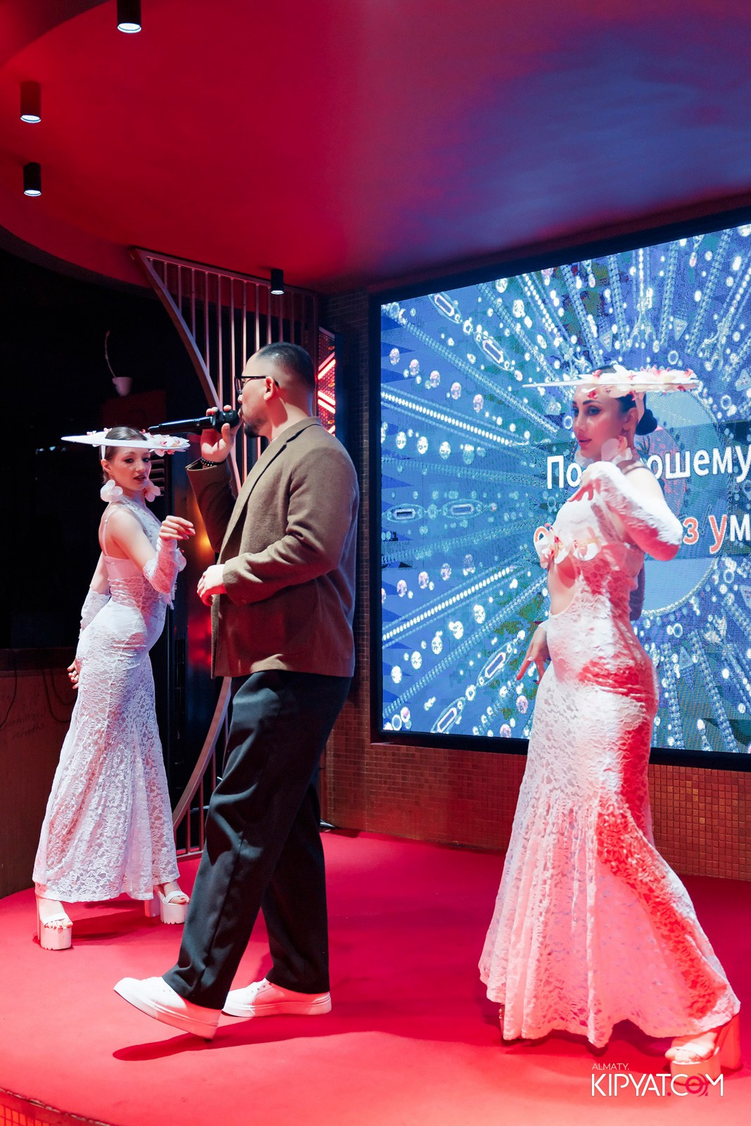 ЗАЯ, НА БИС. КИПЯТКОМ АЛМАТЫ! Фотосъемка мероприятий в Алматы