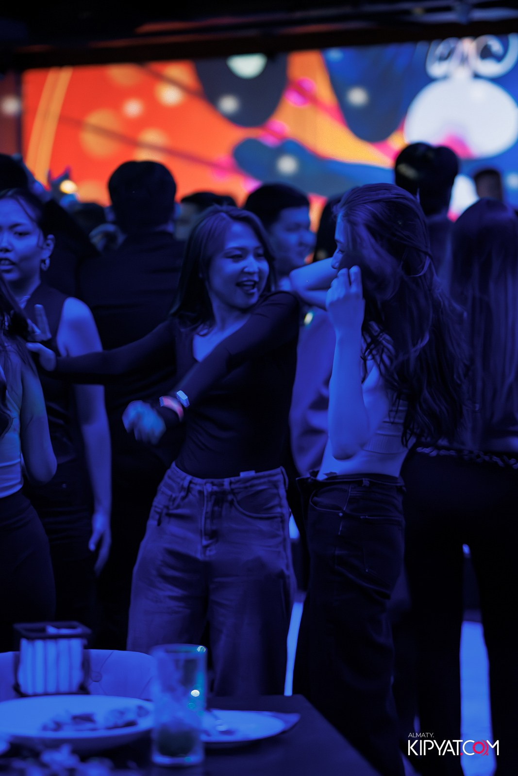 EVENT BAR. КИПЯТКОМ АЛМАТЫ!