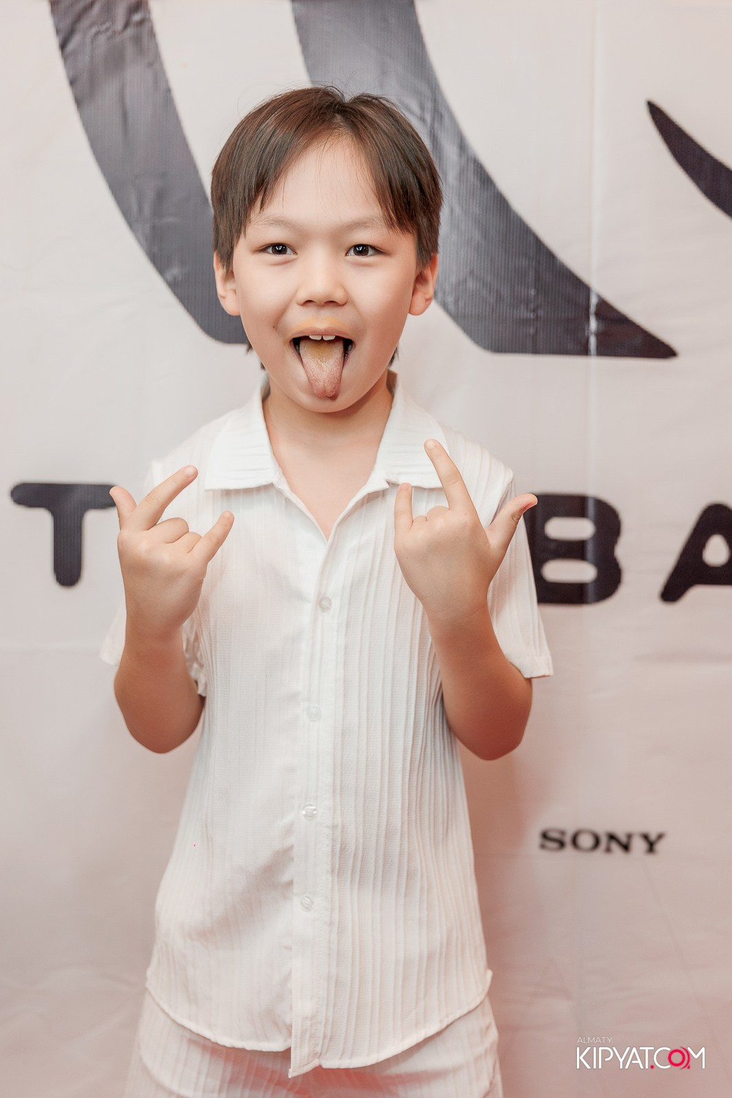 ПРЕЗЕНТАЦИЯ 10 ГРУППЫ КИНОПРОЕКТА STARBALALAR. КИПЯТКОМ АЛМАТЫ!