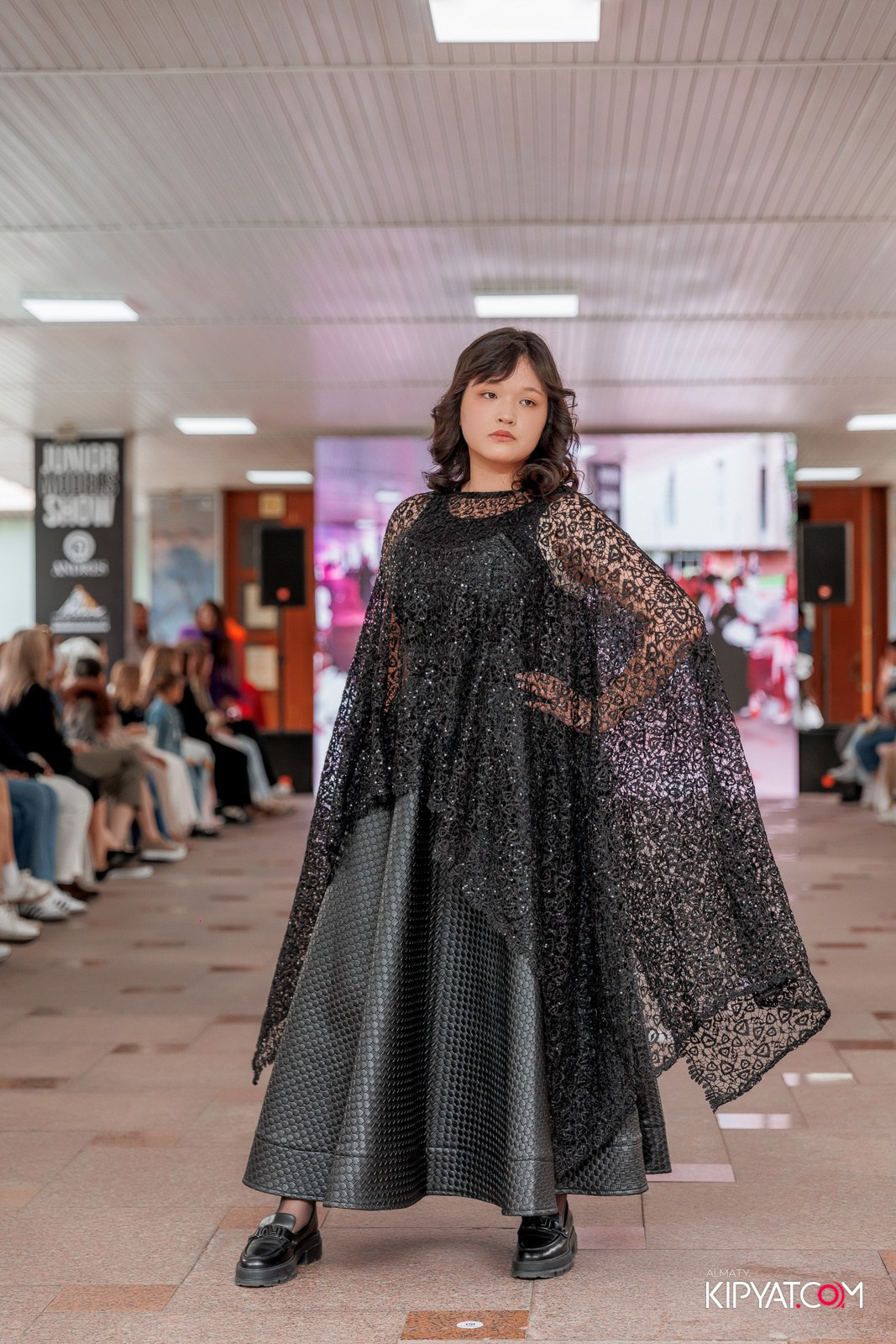 JUNIOR FASHION SHOW. КИПЯТКОМ АЛМАТЫ!