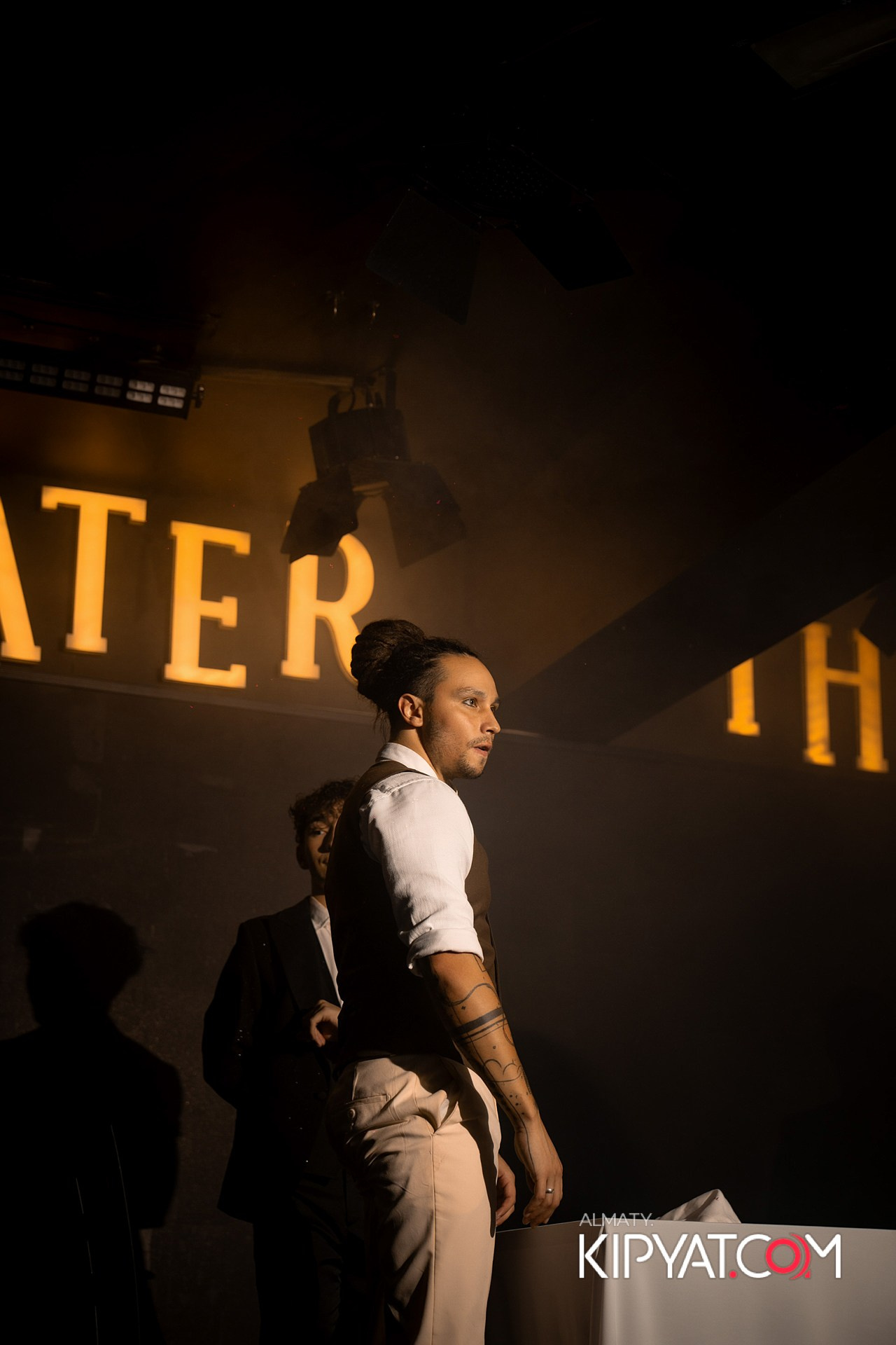 THE THEATER. КИПЯТКОМ АЛМАТЫ!